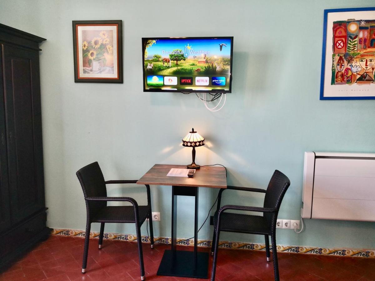 Privat Hotel Liberty Сіджас Екстер'єр фото